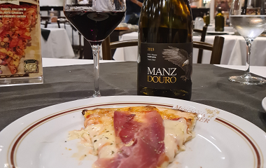 Pizza, Vinho e nada mais!!!